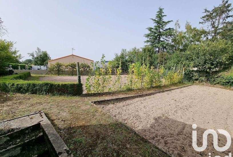  Vente Terrain à bâtir - 643m² à Parthenay (79200) 