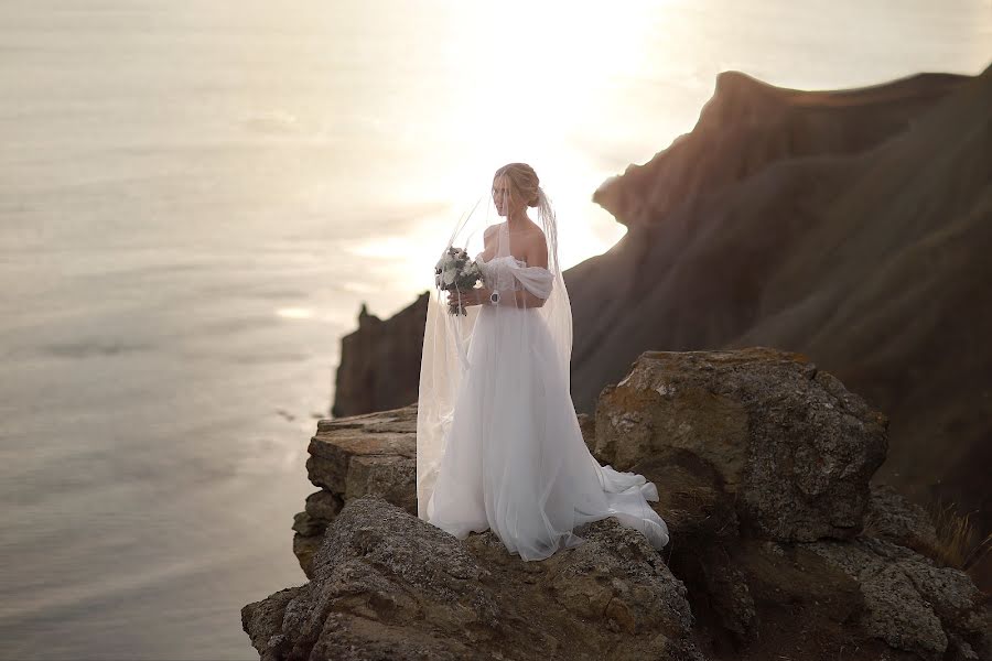 Fotógrafo de casamento Tatyana Schaslivaya (shchaslivaya). Foto de 20 de dezembro 2023