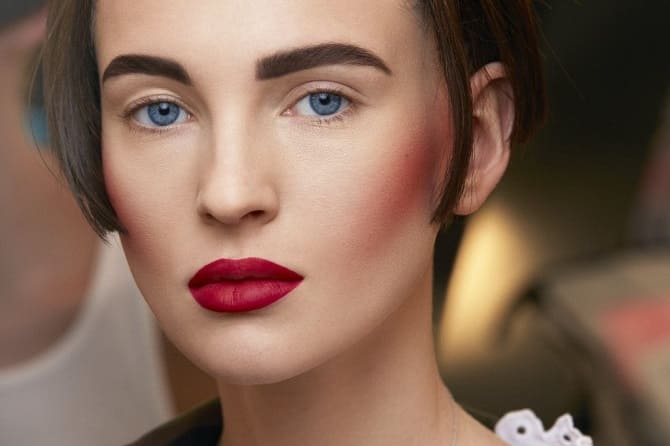 Mode-Make-up Frühling-Sommer 2022: 6 Haupttrends