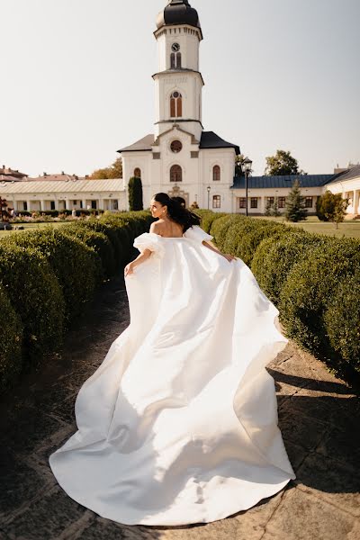 Svadobný fotograf Mada Stoica (madas). Fotografia publikovaná 1. septembra 2022