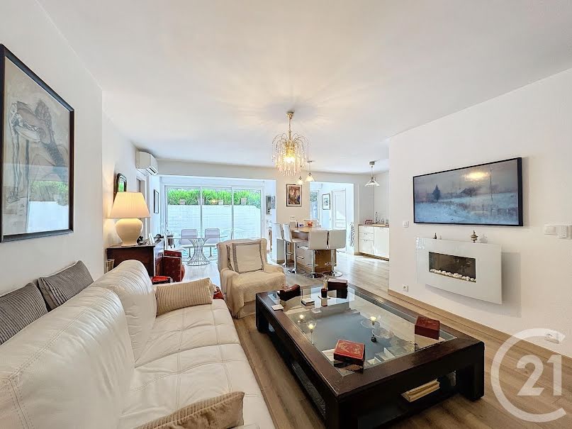 Vente appartement 2 pièces 72 m² à Cannes (06400), 490 000 €