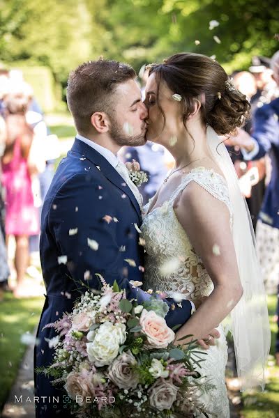 Wedding photographer Martin Beard (martinbeardphoto). Photo of 1 July 2019