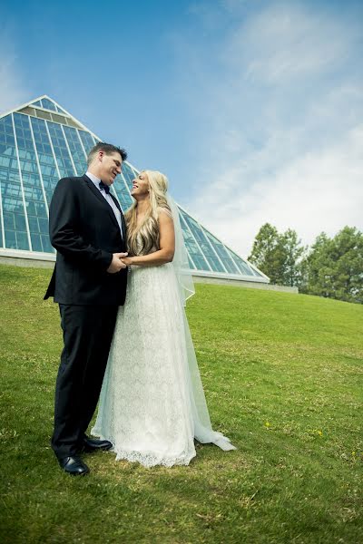 Wedding photographer Twyla Lapointe (admirestudios). Photo of 1 June 2019