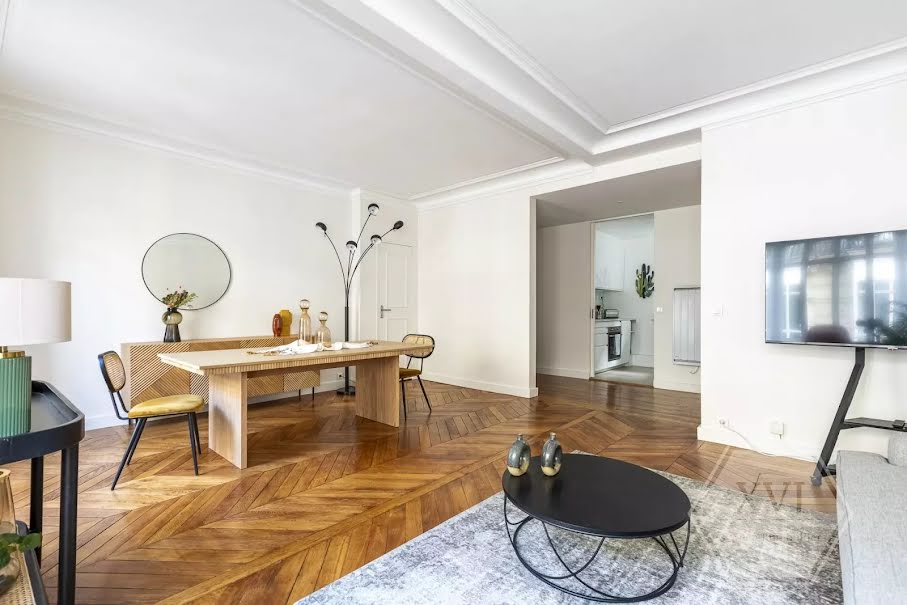 Location meublée appartement 3 pièces 63 m² à Paris 16ème (75016), 3 250 €