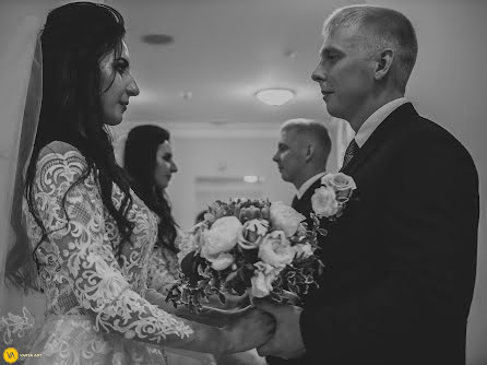 Fotógrafo de casamento Vladimir Timofeev (varta-art). Foto de 2 de agosto 2018