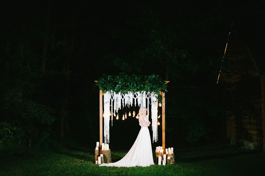 Fotógrafo de casamento Nastya Dubrovina (nastyadubrovina). Foto de 27 de junho 2018