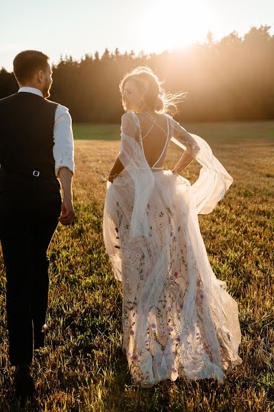 Fotógrafo de casamento Mariya Medved (photomedved). Foto de 5 de abril 2019