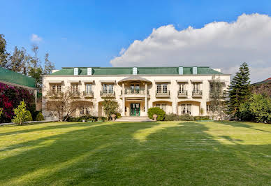 Maison avec piscine et terrasse 9