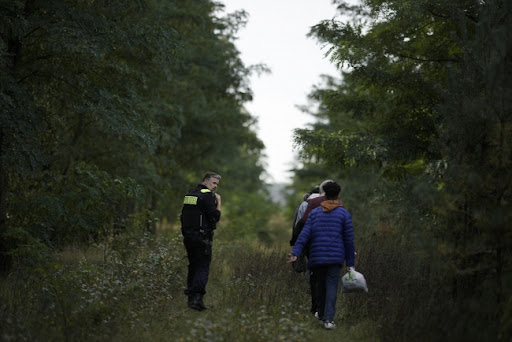 Nemačka zbog migranata uvodi nadzor granica s Poljskom, Češkom i Švajcarskom