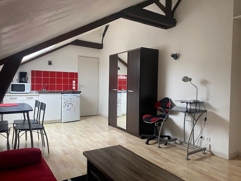 Location meublée appartement 1 pièce 19 m² à Le Havre (76600), 425 €