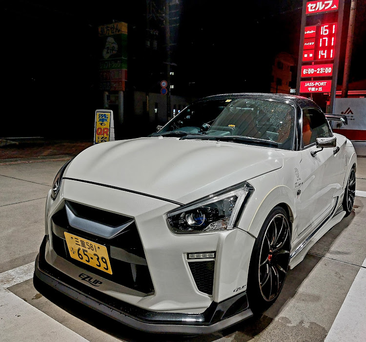 コペンのコペン乗りと繋がりたい・コペンのある風景・いつものガソスタ・ガソリン代高いに関するカスタム事例の投稿画像1枚目