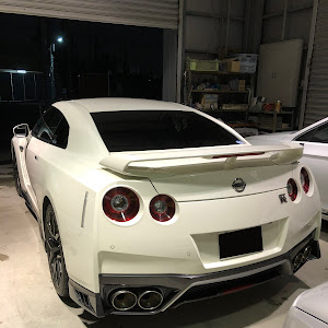 NISSAN GT-R R35