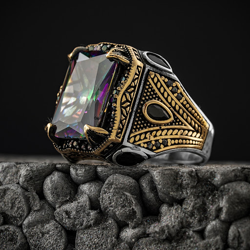 Title 8, Mens copper ring set, a stylish and durable ch...