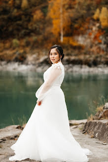 Fotógrafo de casamento Raushan Verzhbickaya (raushanv). Foto de 18 de março 2022