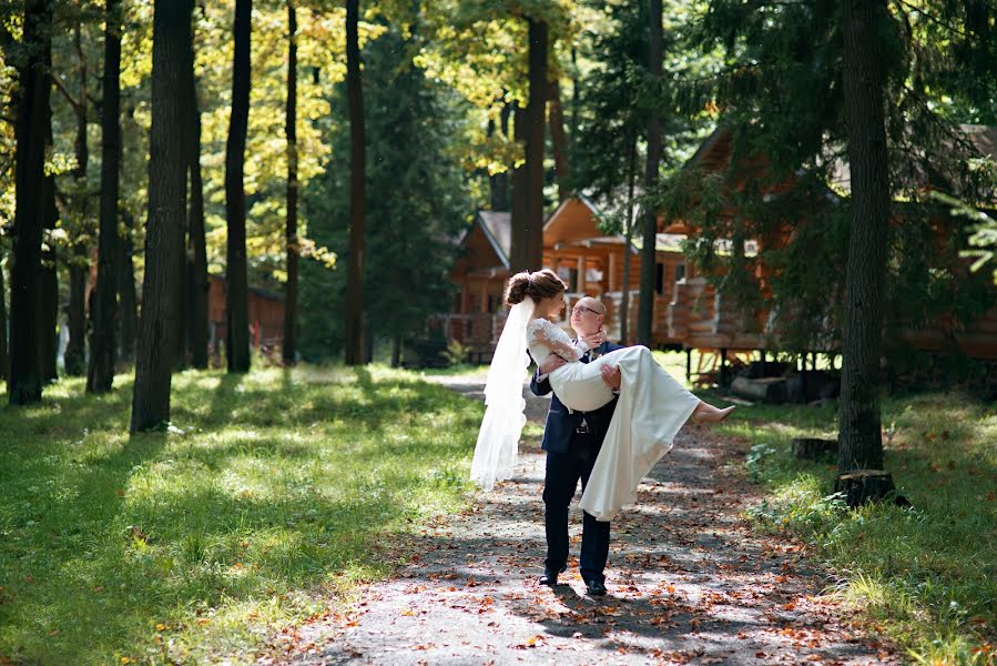 Fotógrafo de casamento Aleksandra Vlasova (vlasova). Foto de 3 de fevereiro 2018