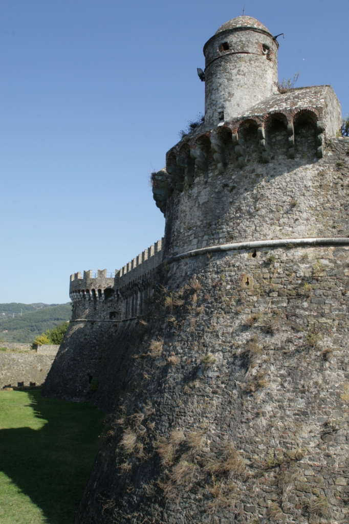 Fortezza di Sarzanello SP di lino