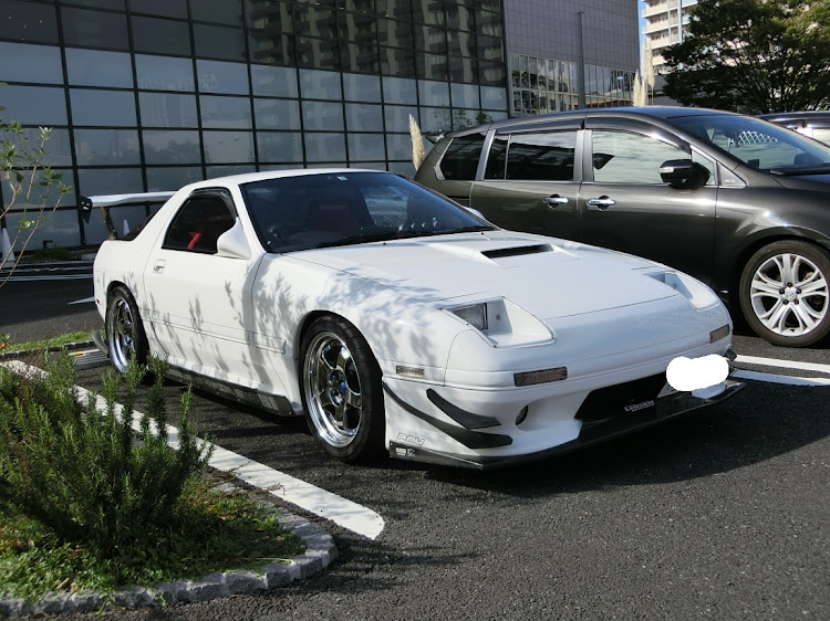 RX-7のモーニングミーティング・マツダ・RX-7・ロータリー・A PIT オートバックス東雲に関するカスタム事例の投稿画像9枚目