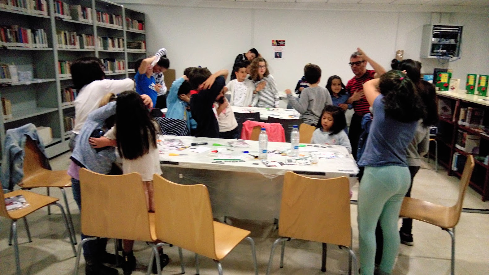 juramento mágico de niños en clases de magia