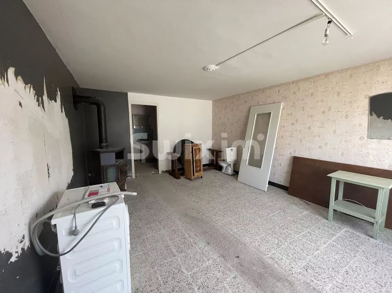 Vente maison 4 pièces 99.75 m² à Clairvaux-les-Lacs (39130), 76 000 €