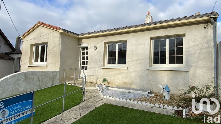 Vente maison 5 pièces 96 m² à Les Herbiers (85500), 218 600 €