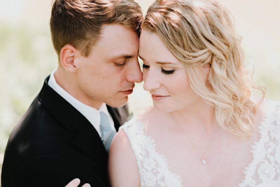 Wedding photographer Cheryl Mains (cherylmains). Photo of 7 April 2019