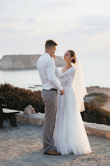 Fotografo di matrimoni Tina Yalova (tinayalovaphoto). Foto del 19 ottobre 2022
