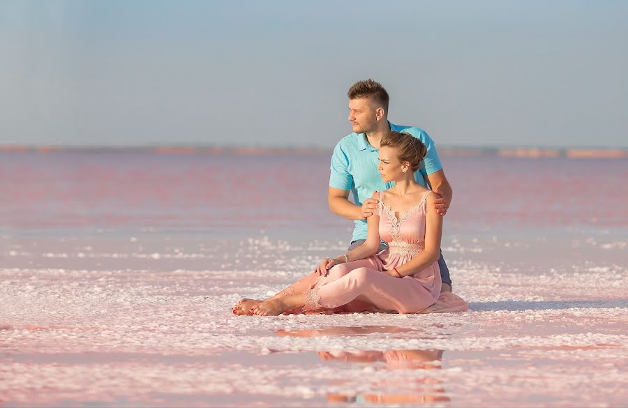 Hochzeitsfotograf Olga Selezneva (olgastihiya). Foto vom 3. Oktober 2018