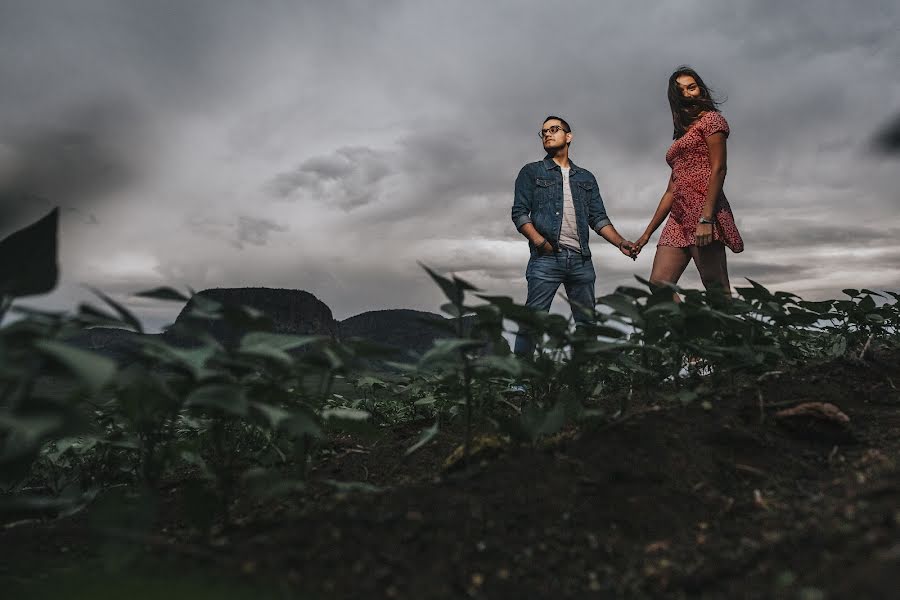 Fotógrafo de casamento Christian Macias (christianmacias). Foto de 2 de setembro 2019