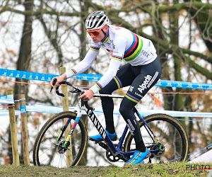 Mathieu van der Poel pokerde niet met Van Aert in Namen: "Heb zeker niet tactisch gereden, ik zat op de limiet"