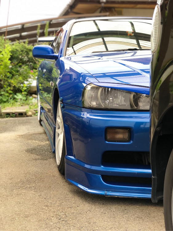 スカイラインの偽車高短・広島・車高調整・SKYLINE・R34に関するカスタム事例の投稿画像1枚目