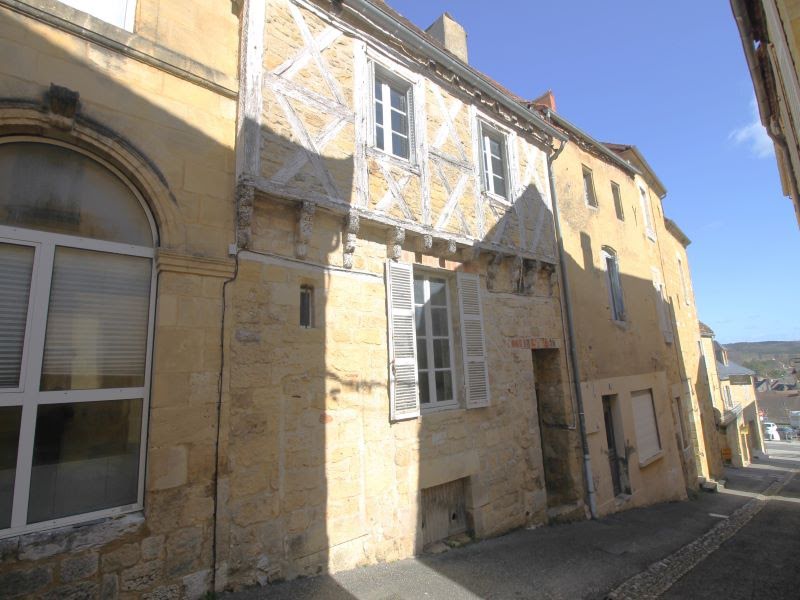 Vente maison 5 pièces 135 m² à Gourdon (46300), 49 000 €