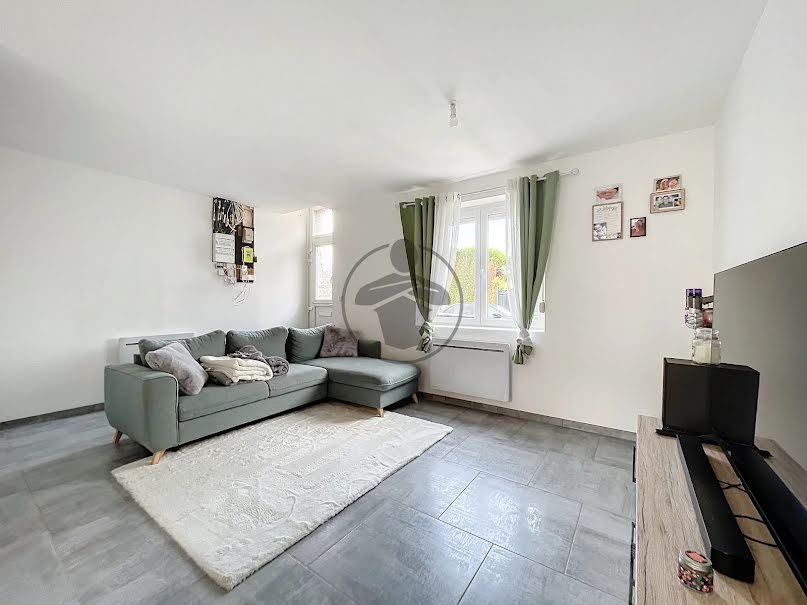 Vente maison 4 pièces 70 m² à Saint-Quentin (02100), 102 000 €