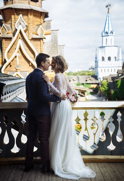 Photographe de mariage Viktor Lyubineckiy (viktorlove). Photo du 16 mars 2018