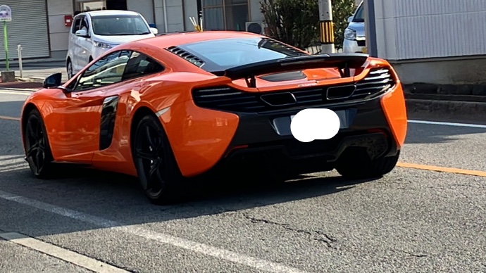 軽自動車好きさんが投稿したマクラーレンP1に関するカスタム事例の投稿画像3枚目