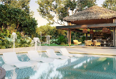 Villa with pool and garden 10