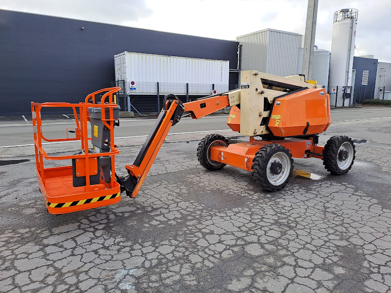 Picture of a JLG 340AJ