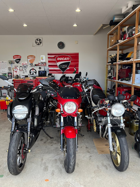 yutaka_himuroさんが投稿したDUCATI 1299 PANIGALE FinalEdition・DUCATI Diavel・CB750F・YAMAHA XSR900 ABARTH・CBXに関するカスタム事例の投稿画像2枚目