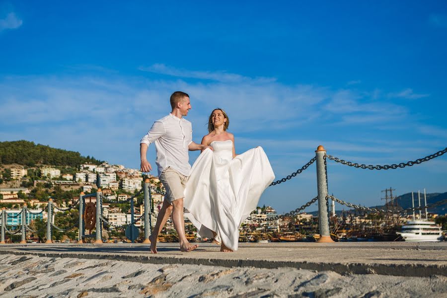 Fotografo di matrimoni Yuliya Bochkareva (redhat). Foto del 3 agosto 2018