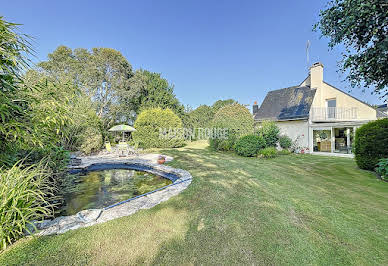 House with pool and terrace 3