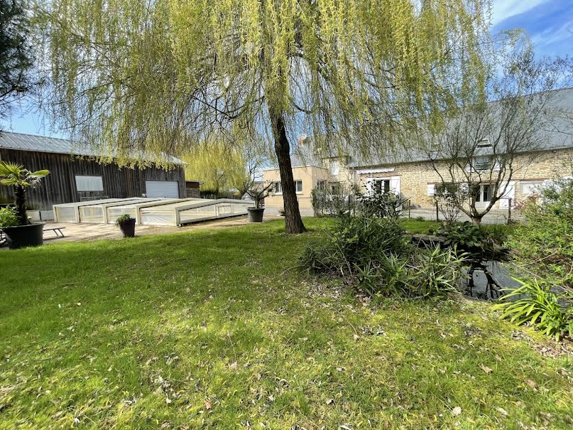 Vente maison 12 pièces 324.76 m² à Grand-Fougeray (35390), 383 250 €