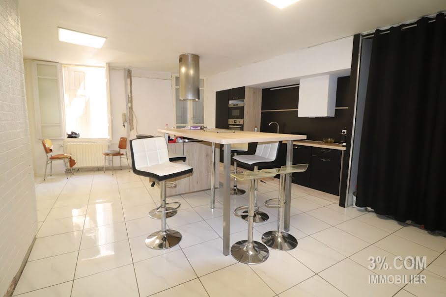 Vente maison 5 pièces 122 m² à Montelimar (26200), 139 500 €