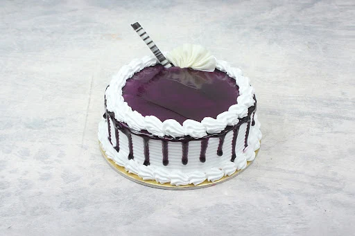 Black Current Eggless Cake