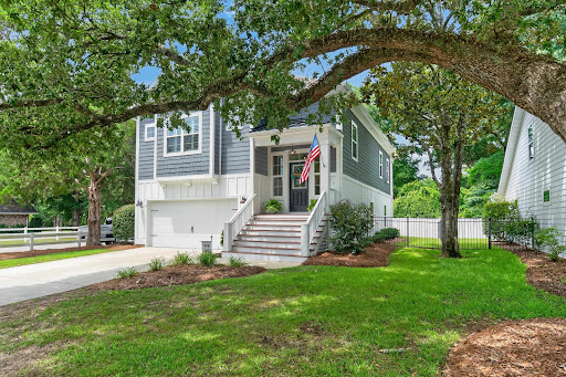 Modern house with garden and garage - House purchase in Murrells Inlet, 4 bedrooms
