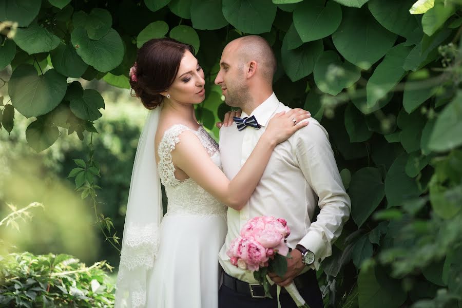 Wedding photographer Anna Tugolukova (lkovie). Photo of 22 June 2016