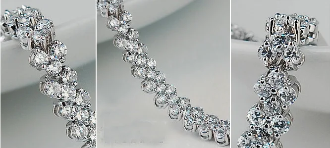 Title 1, Bracelet en argent sterling avec multi-diamants...