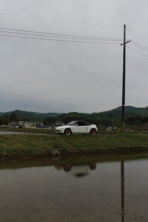 ビートの旗はボロでも心は錦・オープンカーのある暮らし・田んぼルニアに関するカスタム事例の投稿画像6枚目
