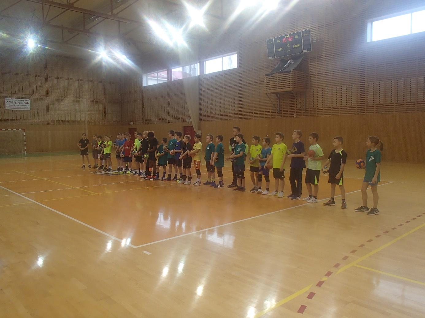 C:\Users\Pedagog\Pictures\Hanball camp ml. ž. 25.11.18\PB250122.JPG