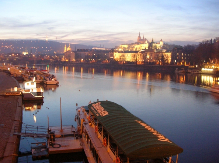 Praga al tramonto di -CELTICO-