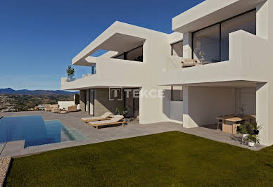 House with pool and terrace 6