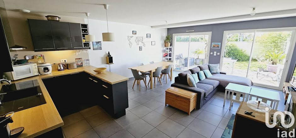 Vente maison 4 pièces 90 m² à Saint-Médard-en-Jalles (33160), 347 000 €